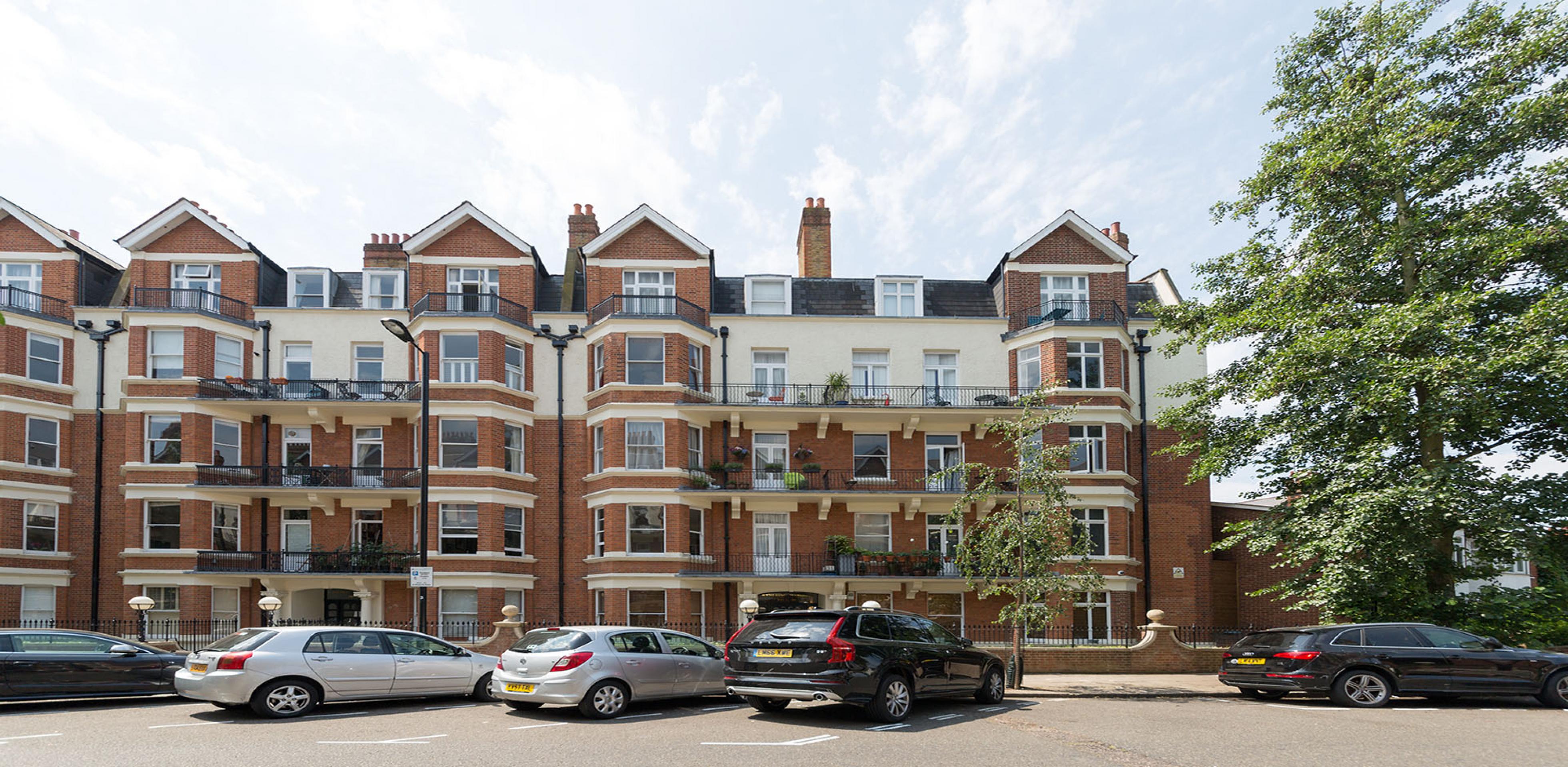 Modern and Central Apartment Wymering Road, Maida Vale W9